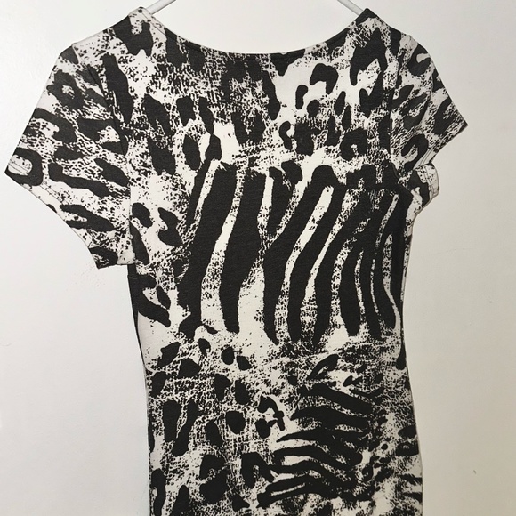 FORVER 21 Animal Inspired Printed Dress - Printed - Picture 5 of 7